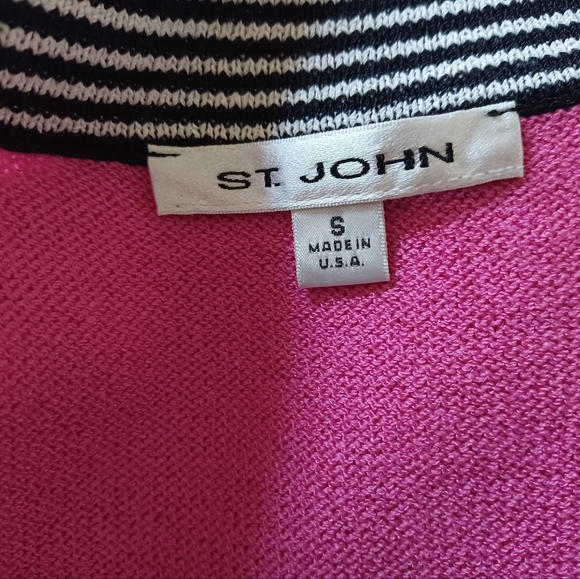 St John Raspberry Zippered Cardigan - Picture 4 of 6